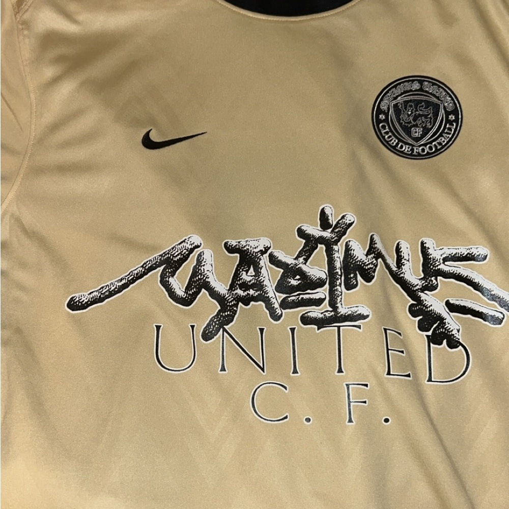 travis scott complex con exclusive jersey 
w